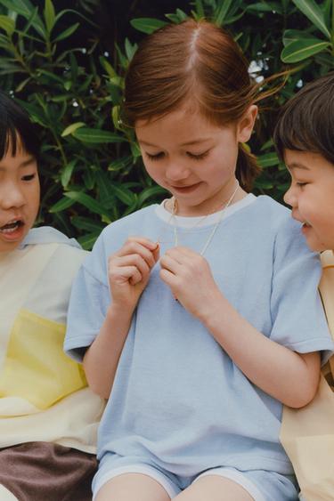 Zara {名称} - {颜色}