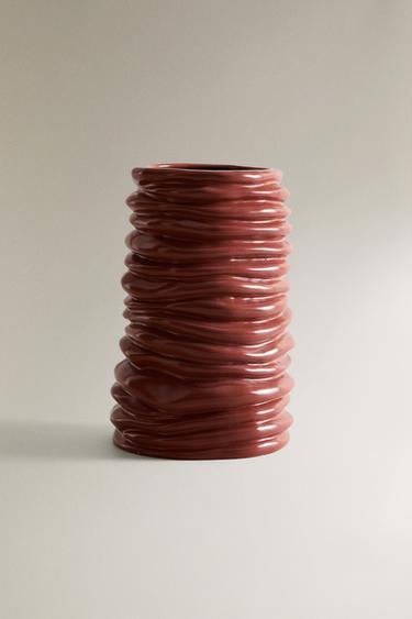WAVY CERAMIC VASE X COLLAGERIE - Brown by Zara
