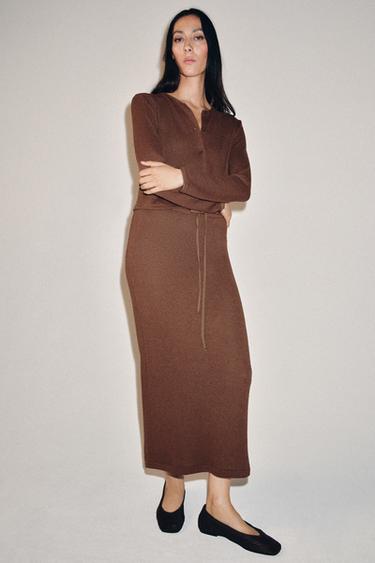 Zara {名称} - {颜色}