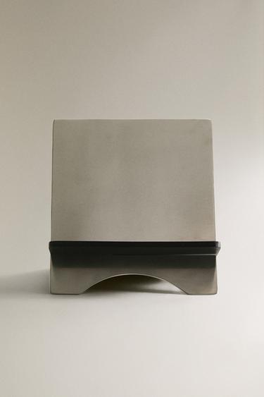 DISMOUNTABLE BOOK HOLDER - Steel by Zara