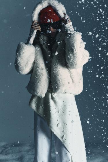 Zara {名称} - {颜色}