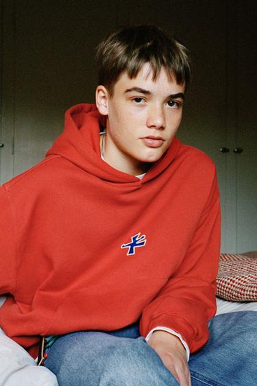 Zara {名称} - {颜色}