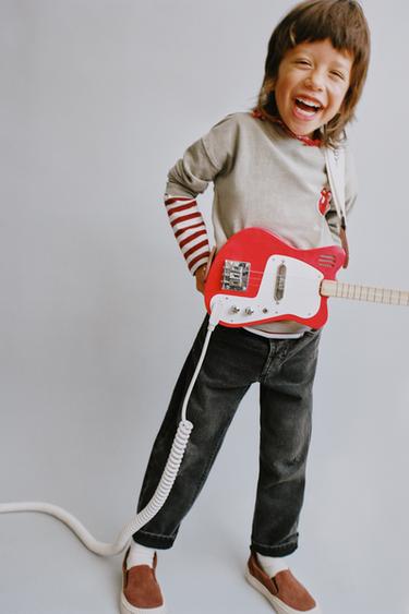 Zara {名称} - {颜色}