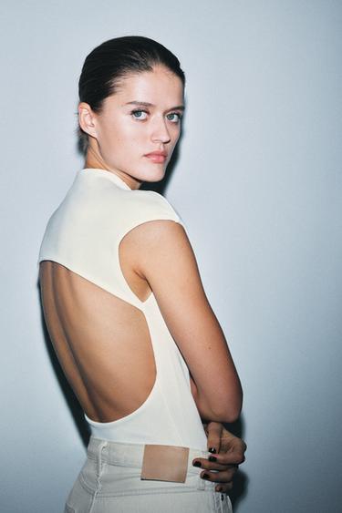 Zara {名称} - {颜色}