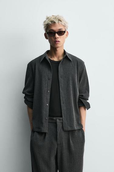 Zara {名称} - {颜色}