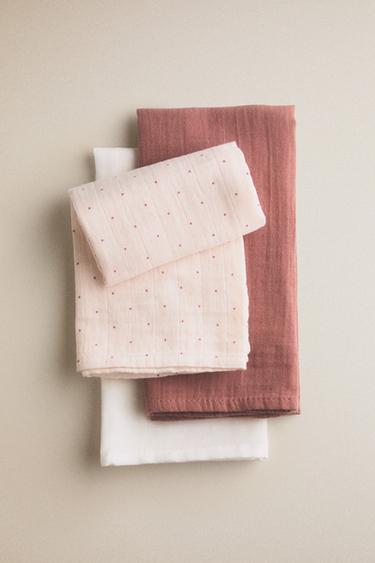 PACK OF MULTICOLOURED BABY MUSLIN CLOTHS (PACK OF 3) - Pink by Zara