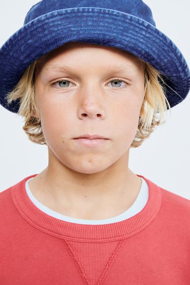 CONTRAST STITCH BUCKET HAT - Light blue by Zara