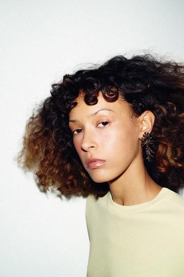 Zara {名称} - {颜色}