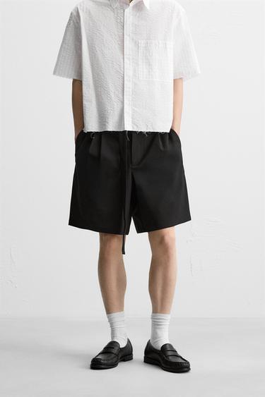 PLEATED BERMUDA SHORTS WITH BELT - Black by Zara