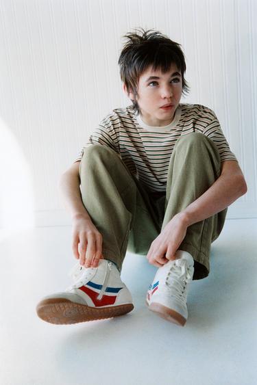 Zara {名称} - {颜色}