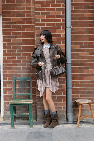 Zara {名称} - {颜色}