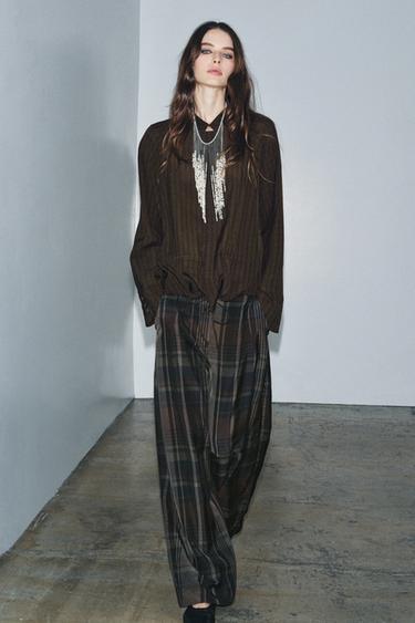 Zara {名称} - {颜色}