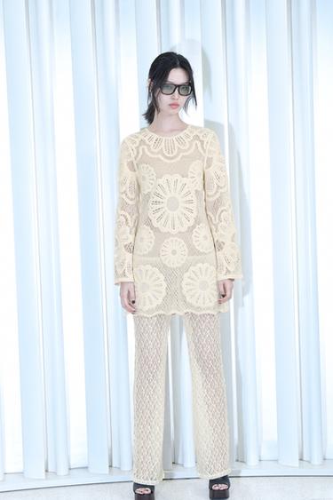 Zara {名称} - {颜色}