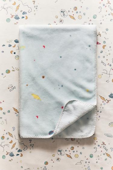 CHILDREN’S FLEECE SPACE BLANKET - Multicoloured by Zara