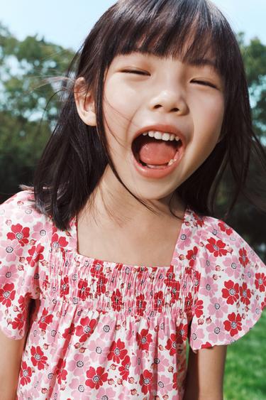 Zara {名称} - {颜色}