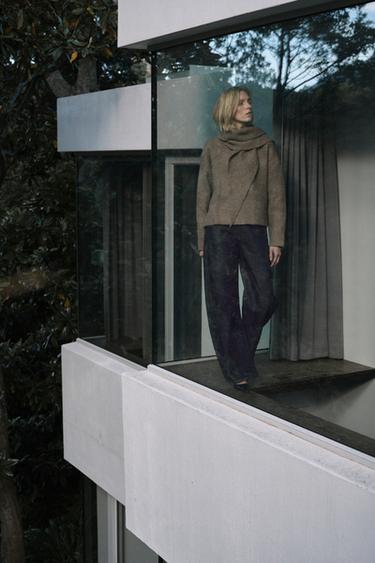 KNIT JUMPER WITH SCARF - Mink marl by Zara