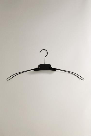 FOLDABLE METAL HANGER - Black by Zara