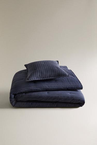 CHILDREN'S STRIPED JACQUARD QUILT - Navy blue by Zara