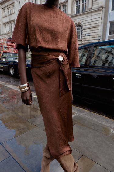 CRINKLED EFFECT SATIN MIDI SKIRT - Copper by Zara