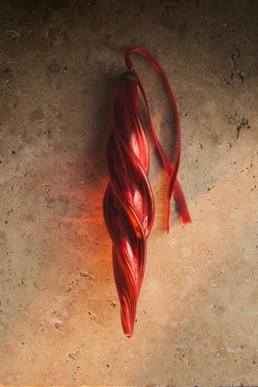 LONG SPIRAL CHRISTMAS TREE DECORATION - Red by Zara