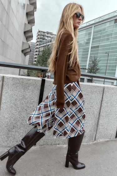 Zara {名称} - {颜色}