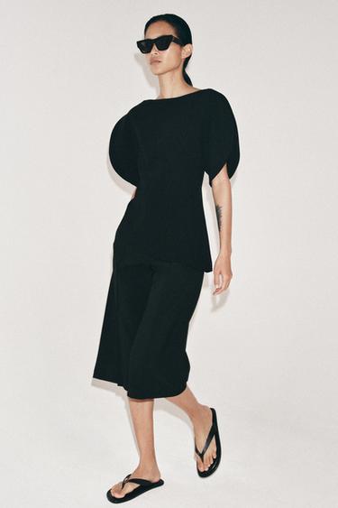 ZW COLLECTION PUFF SLEEVE TOP - Black by Zara