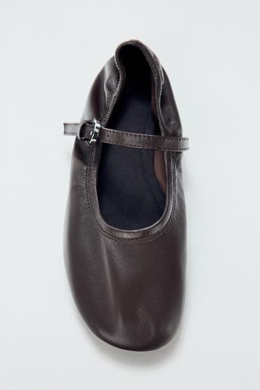 SOFT LEATHER BALLET FLATS - Brown by Zara