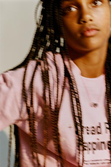 Zara {名称} - {颜色}