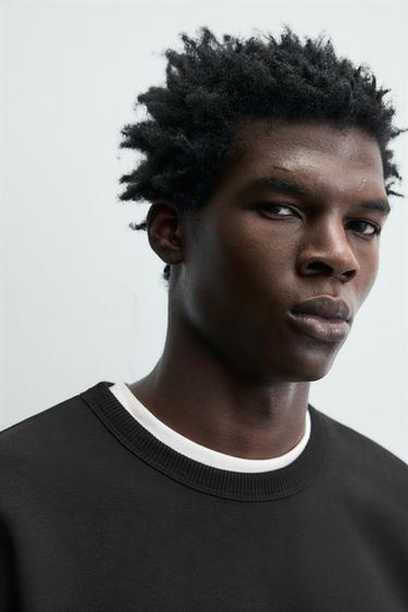 BASIC CREW NECK SWEATSHIRT - Black by Zara
