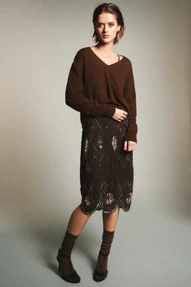 100% EXTRA-SOFT WOOL V-NECK JUMPER - Brown by Zara