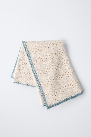 CONTRAST CROCHET KNIT BLANKET - Ecru by Zara - Image 0