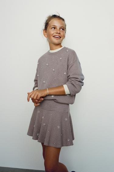 Zara {名称} - {颜色}