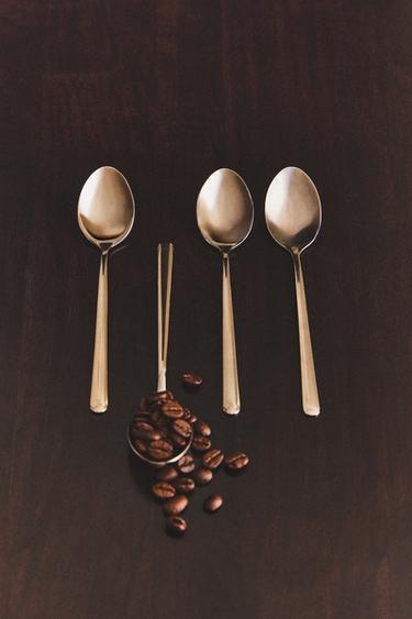 PACK OF SHINY STEEL DESSERT SPOONS (PACK OF 4) - Multicoloured by Zara - Image 0
