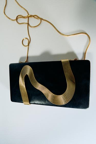 METAL DETAIL CLUTCH - Black by Zara