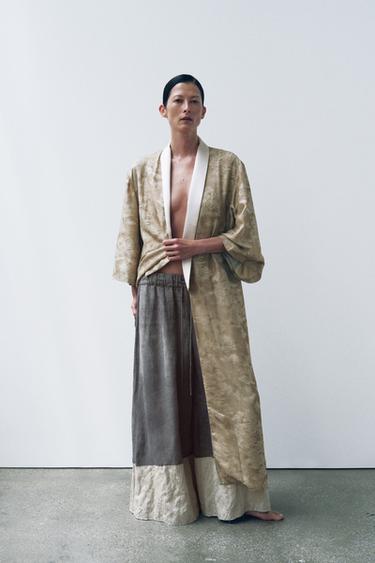 Zara {名称} - {颜色}