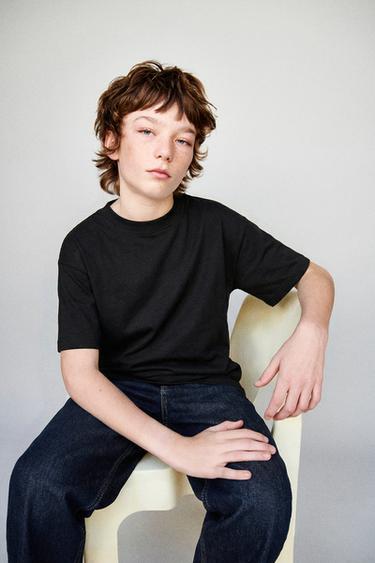 BASIC PLAIN T-SHIRT - Black by Zara