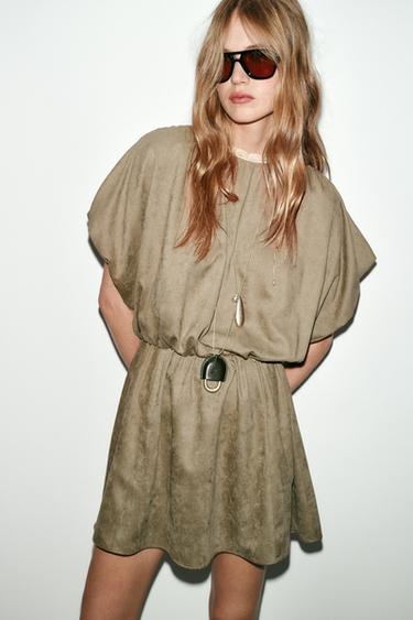 Zara {名称} - {颜色}