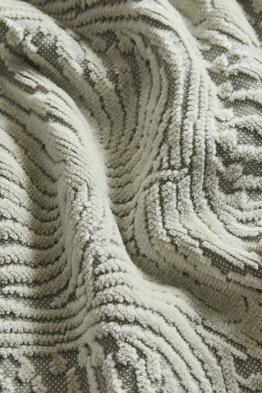 MOSAIC JACQUARD BATH TOWEL - Sea green by Zara