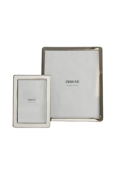 METAL PHOTO FRAME WITH ROUNDED CORNERS - Silver by Zara