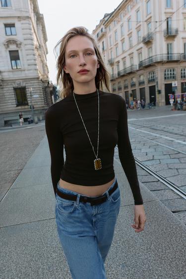 Zara {名称} - {颜色}