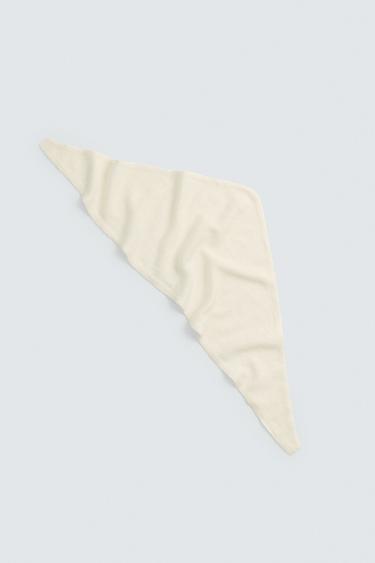 LINEN AND CASHMERE KNIT BANDANA - Ecru by Zara
