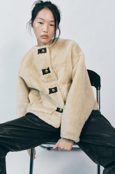 Zara {名称} - {颜色}