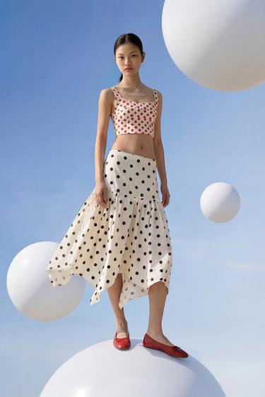 Zara {名称} - {颜色}