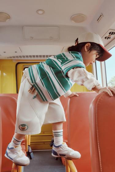 Zara {名称} - {颜色}