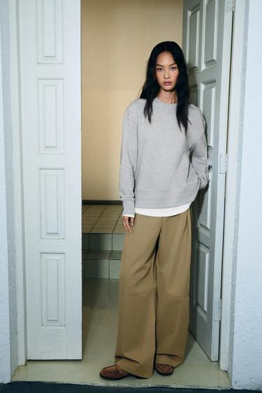 CARGO TROUSERS WITH PLEATS - Light khaki by Zara