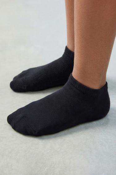 FOUR-PACK OF PLAIN ANKLE SOCKS - Grey by Zara