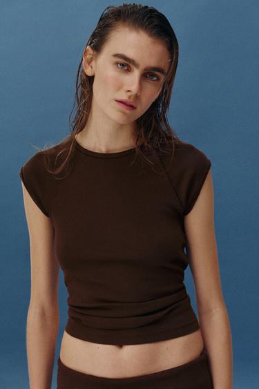 FADED-EFFECT RAGLAN SLEEVE T-SHIRT - Brown by Zara