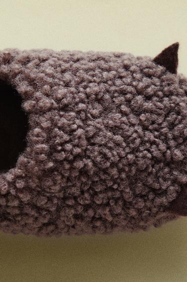 CHILDREN'S CLAW SLIPPERS - Brown by Zara