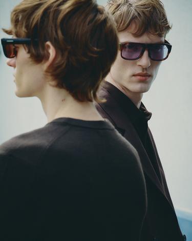 Zara {名称} - {颜色}