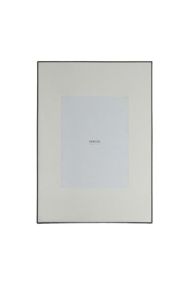 XL PHOTO FRAME WITH METAL BORDER - Black by Zara